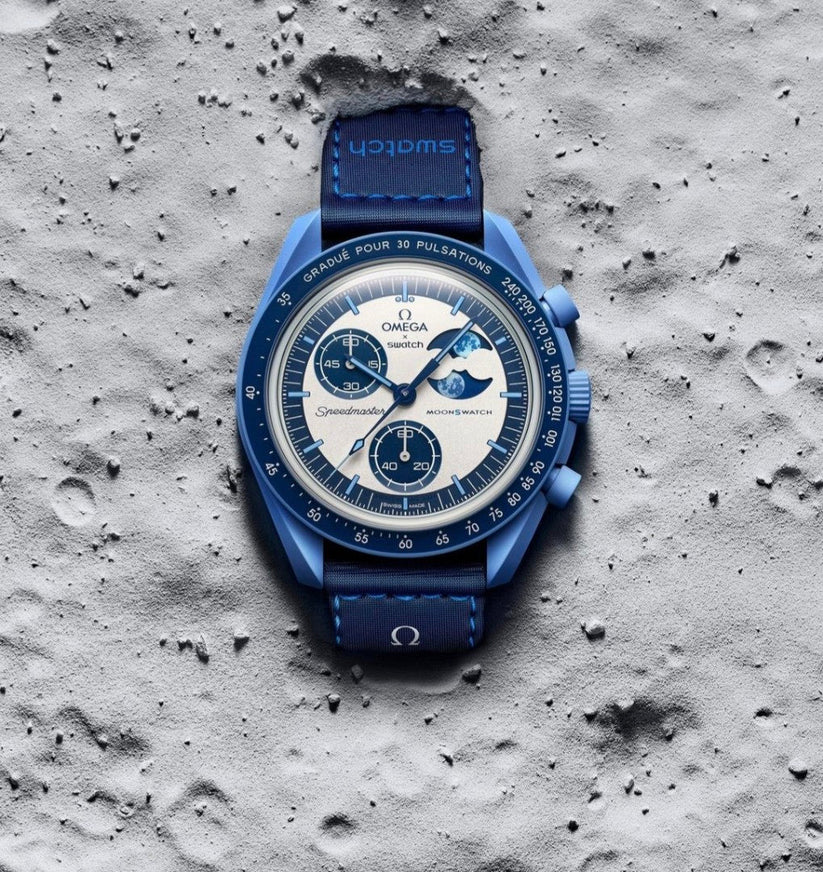 MOONSWATCH MISSION ON MOONPHASE - SWATCH X OMEGA BIOCERAMIC