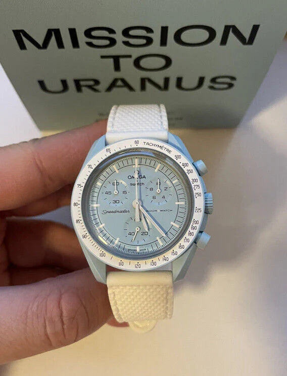 MOONSWATCH MISSION ON URANO - SWATCH X OMEGA BIOCERAMIC